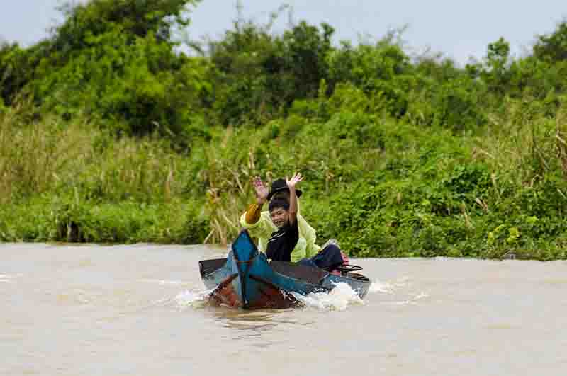Camboya - lago Tonle Sap y pueblo flotante de Chung Knearn - 2012 - 2